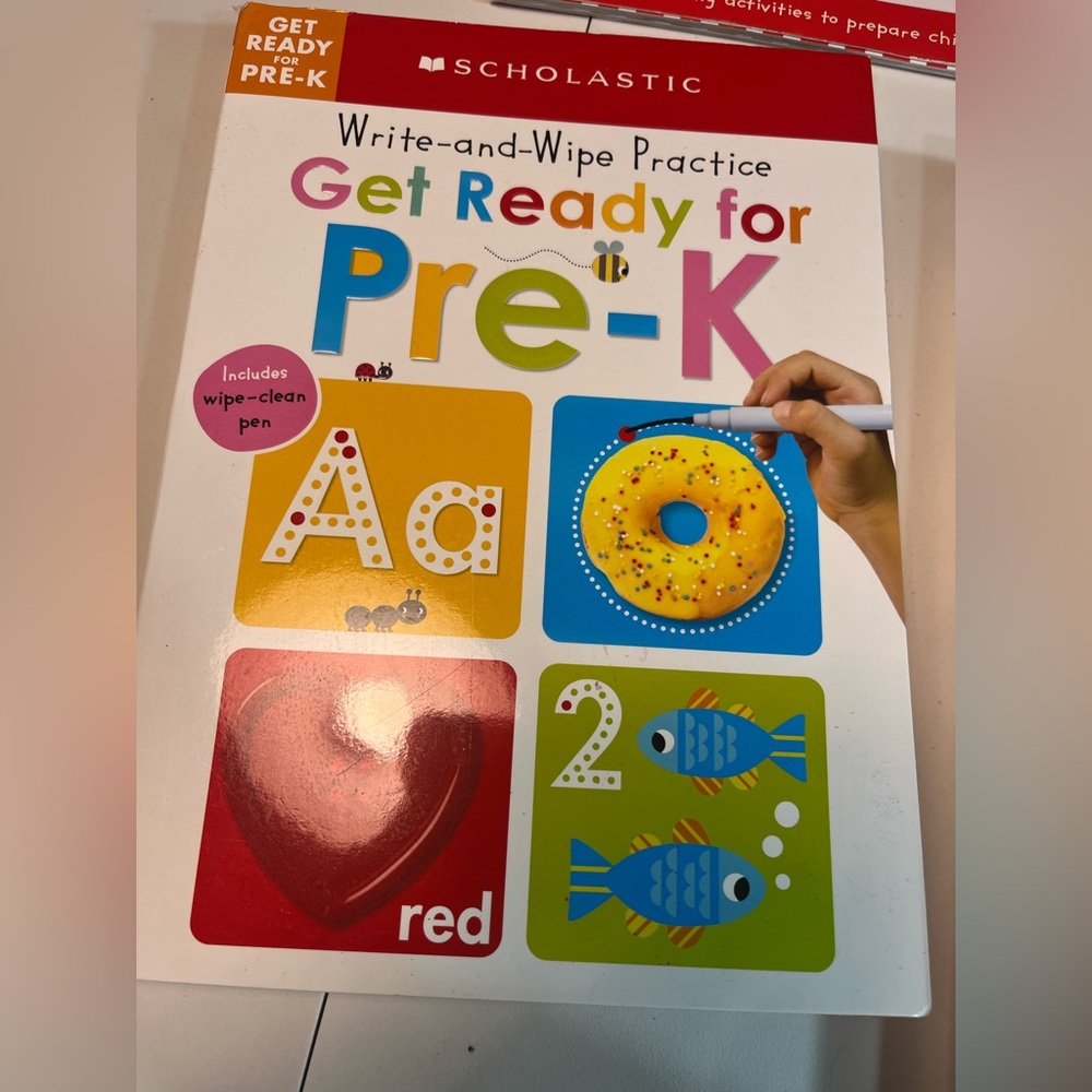 Scholastic write and wipe preschool 5 book bundle - Picture 6 of 6